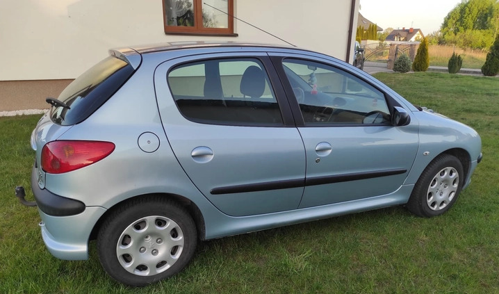 Peugeot 206 cena 12000 przebieg: 121000, rok produkcji 2005 z Biała Rawska małe 154